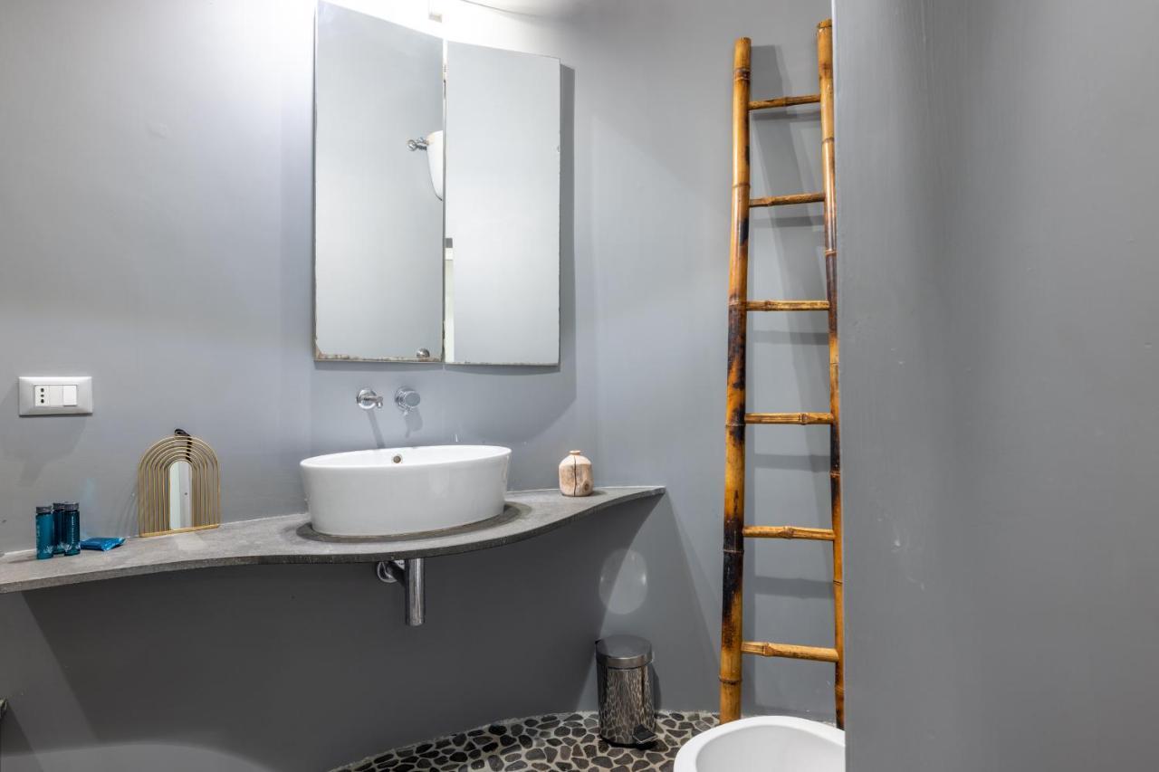 Modern Apartment In Campo De Fiori Rome Exterior photo